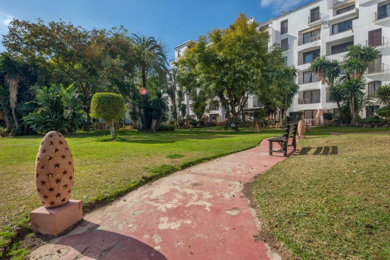 Jardines Del Puerto Apartment มาร์เบยา ภายนอก รูปภาพ